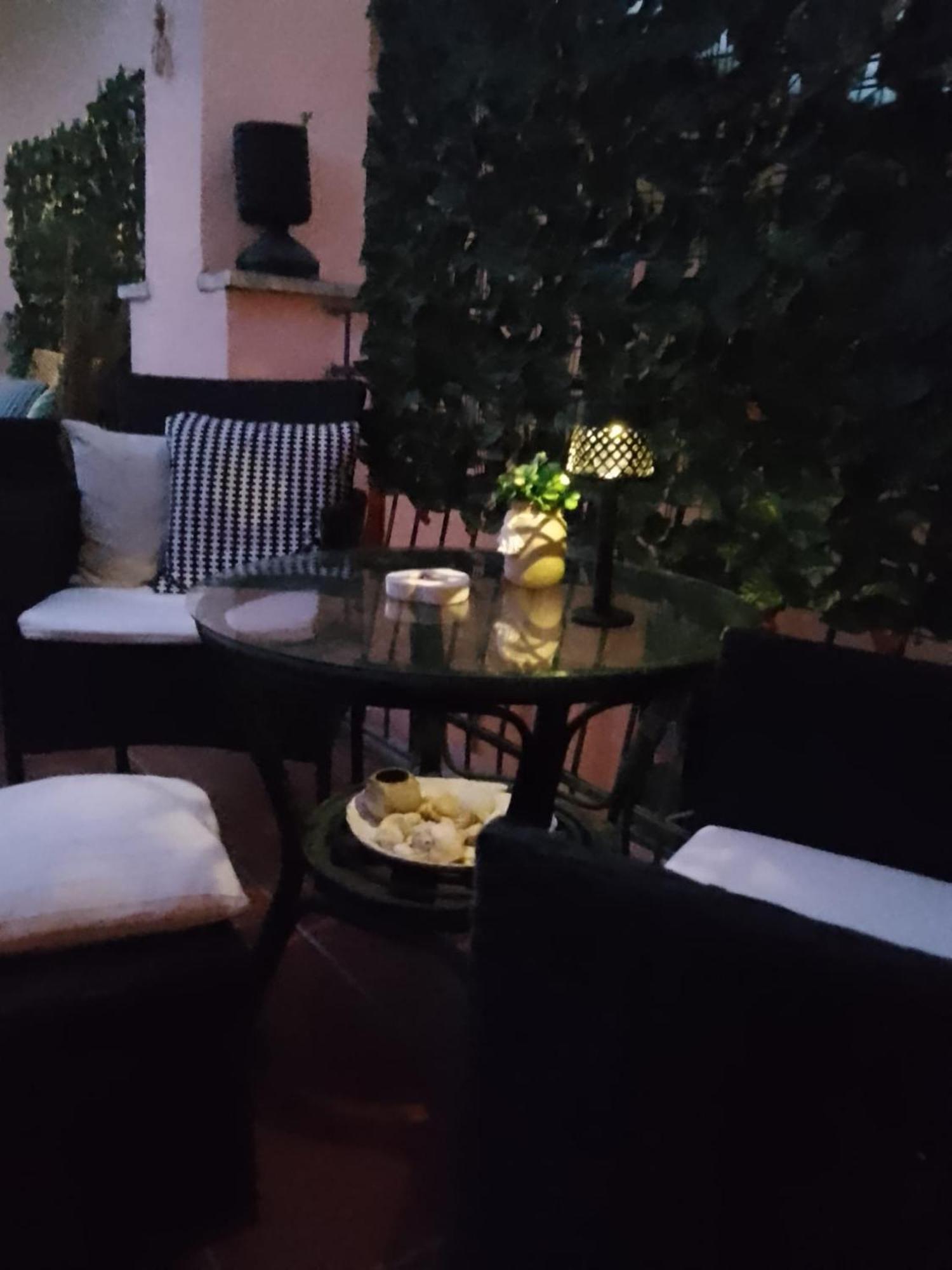 La Mansarda Suite Benevento Bagian luar foto