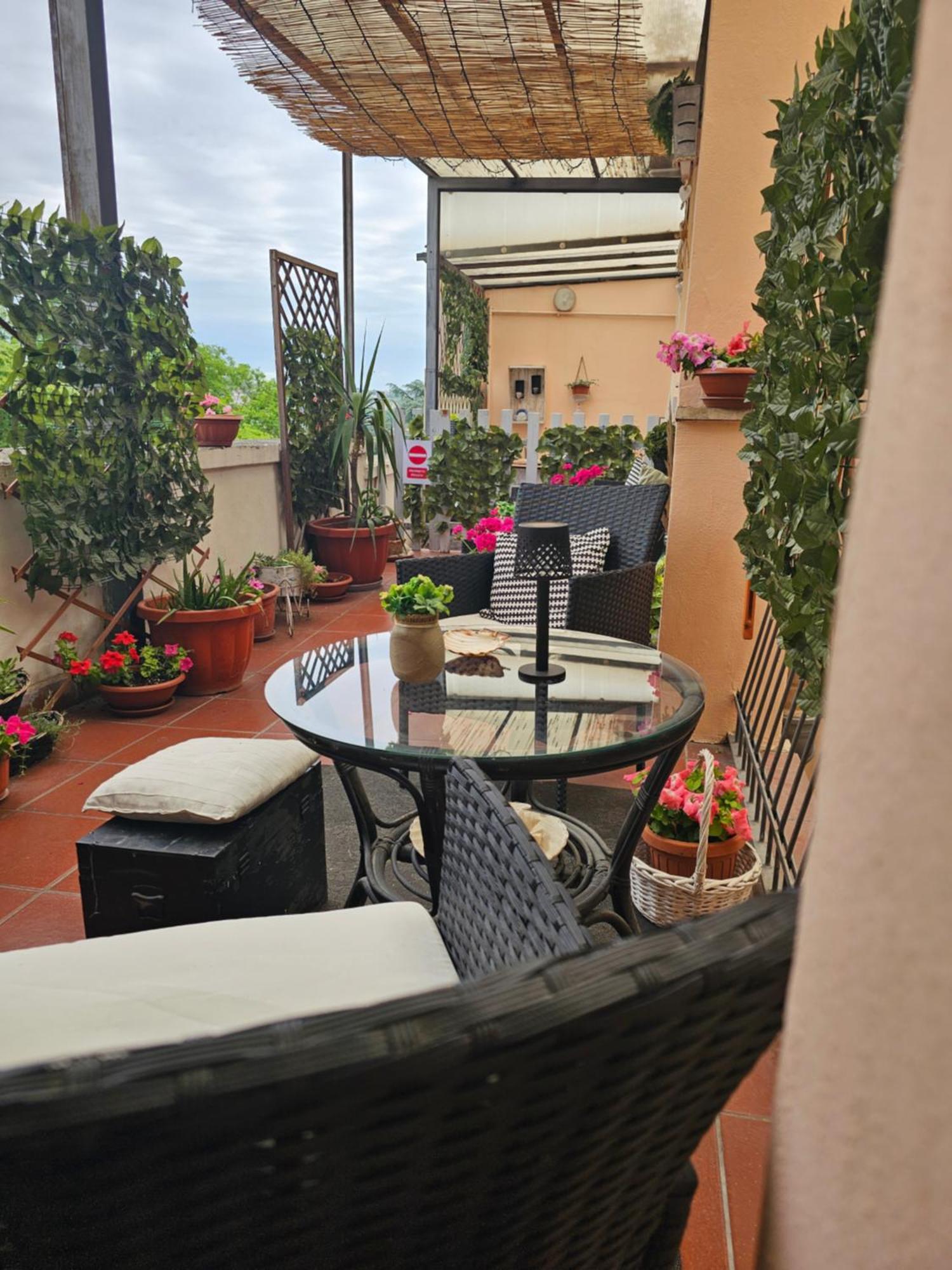La Mansarda Suite Benevento Bagian luar foto